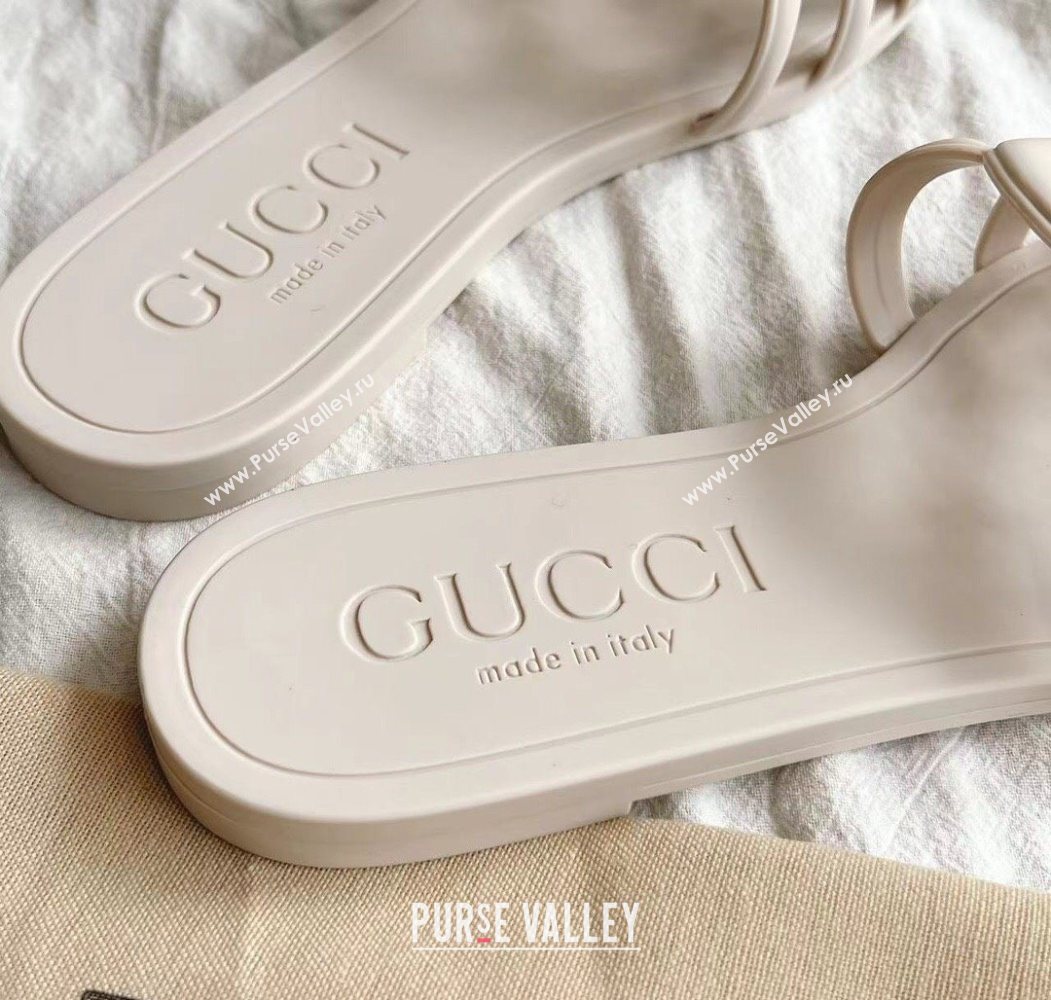 Gucci Interlocking G Flat Slides Sandal in Matte PVC White 2025 780307 (GDX-250711123)