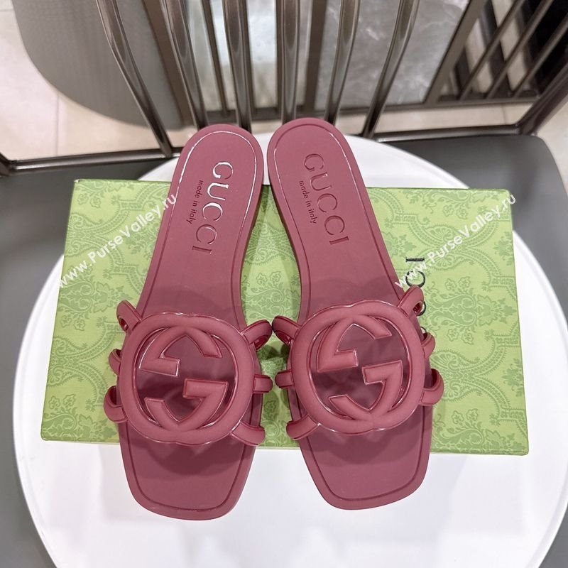 Gucci Interlocking G Flat Slides Sandal in Shiny TPU Dark Burgundy 2025 780307 (GDX-250711133)