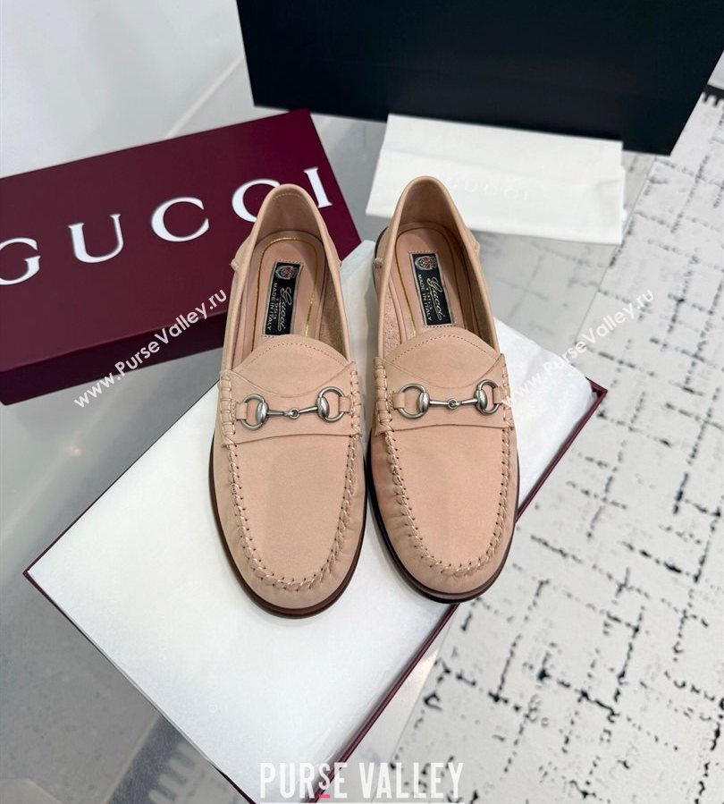 Gucci Gigi Loafers in Suede with Horsebit Nude Pink 2025 832633 (KER-250712027)