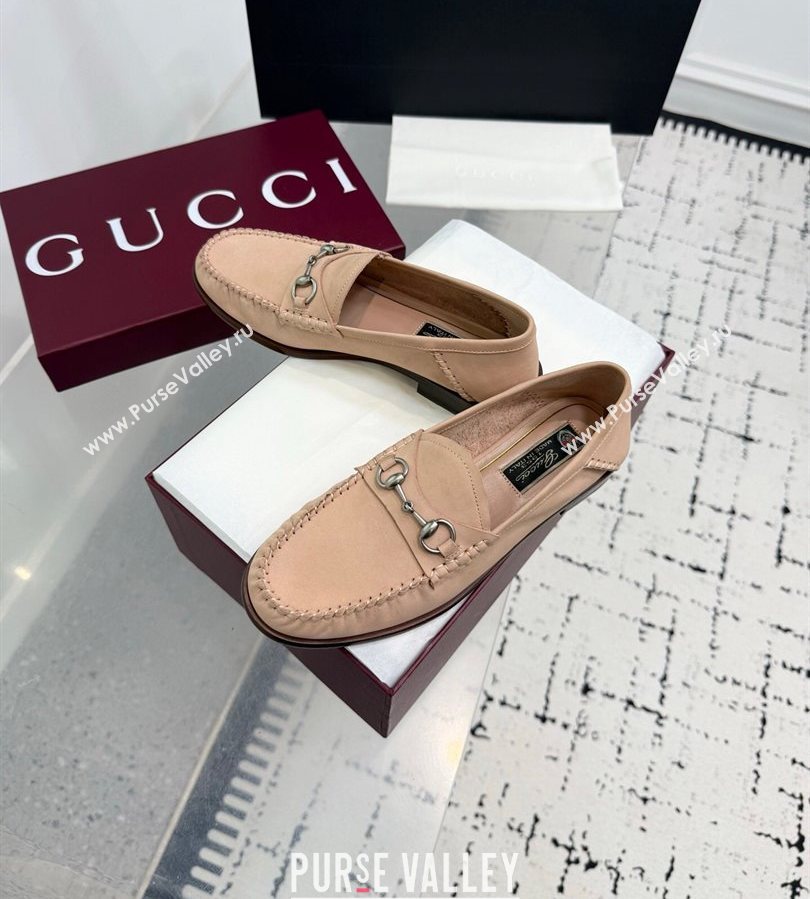 Gucci Gigi Loafers in Suede with Horsebit Nude Pink 2025 832633 (KER-250712027)