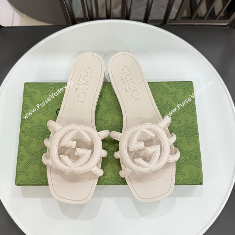 Gucci Interlocking G Flat Slides Sandal in Shiny TPU Ivory 2025 780307 (GDX-250711126)