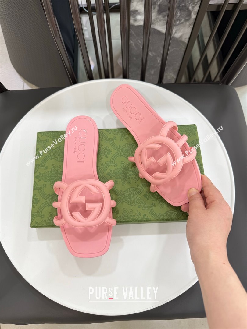 Gucci Interlocking G Flat Slides Sandal in Shiny TPU Light Pink 2025 780307 (GDX-250711129)