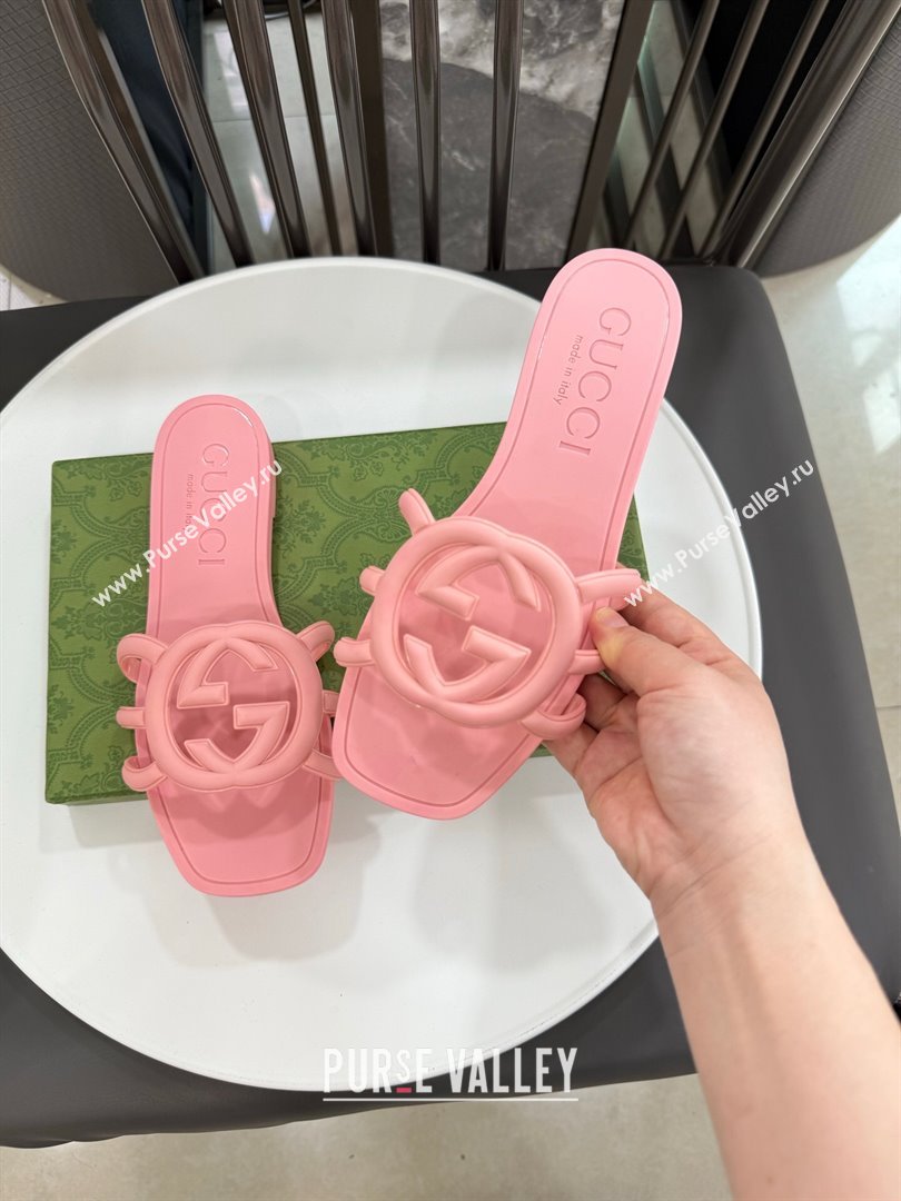 Gucci Interlocking G Flat Slides Sandal in Shiny TPU Light Pink 2025 780307 (GDX-250711129)