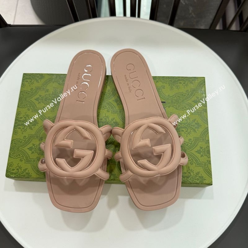 Gucci Interlocking G Flat Slides Sandal in Shiny TPU Khaki 2025 780307 (GDX-250711132)