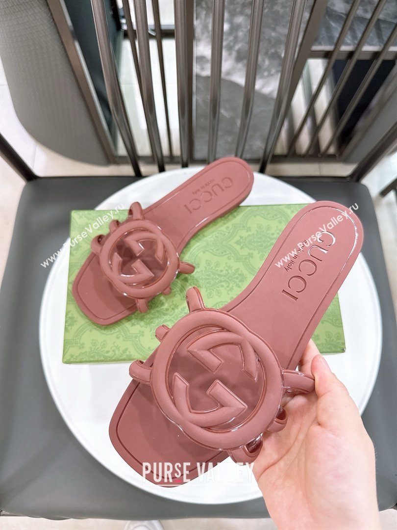 Gucci Interlocking G Flat Slides Sandal in Shiny TPU Brown 2025 780307 (GDX-250711134)