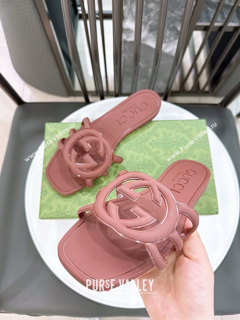 Gucci Interlocking G Flat Slides Sandal in Shiny TPU Brown 2025 780307 (GDX-250711134)