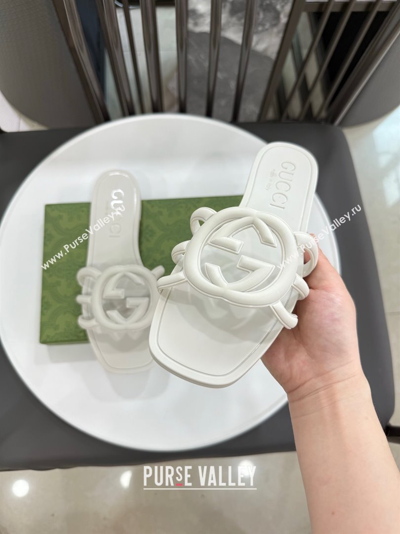 Gucci Interlocking G Flat Slides Sandal in Shiny TPU White 2025 780307 (GDX-250711125)