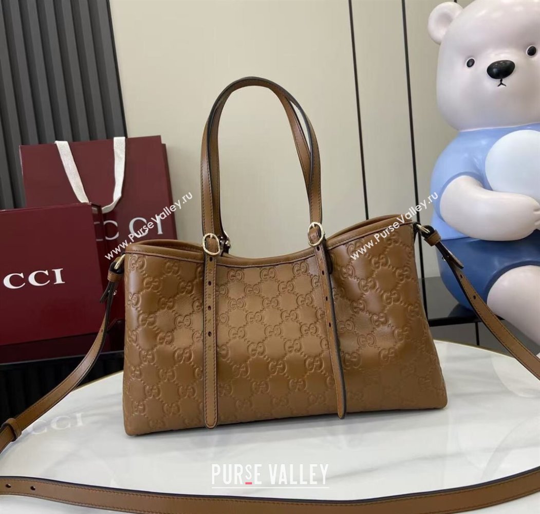 Gucci GG Leather Emblem Medium Tote Bag Brown 2025 815214 (XLU-250807070)