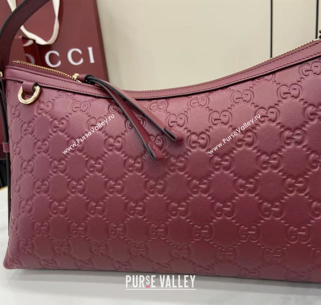 Gucci GG Emblem Leather Medium Shoulder Bag Ancora Red 2025 847449 (XLU-250807058)