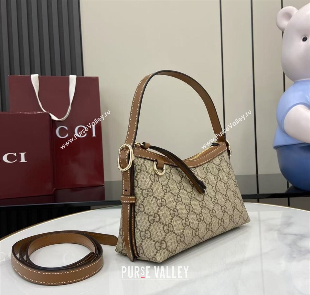 Gucci GG Emblem Canvas Small Shoulder Bag 2025 847450 (XLU-250807061)