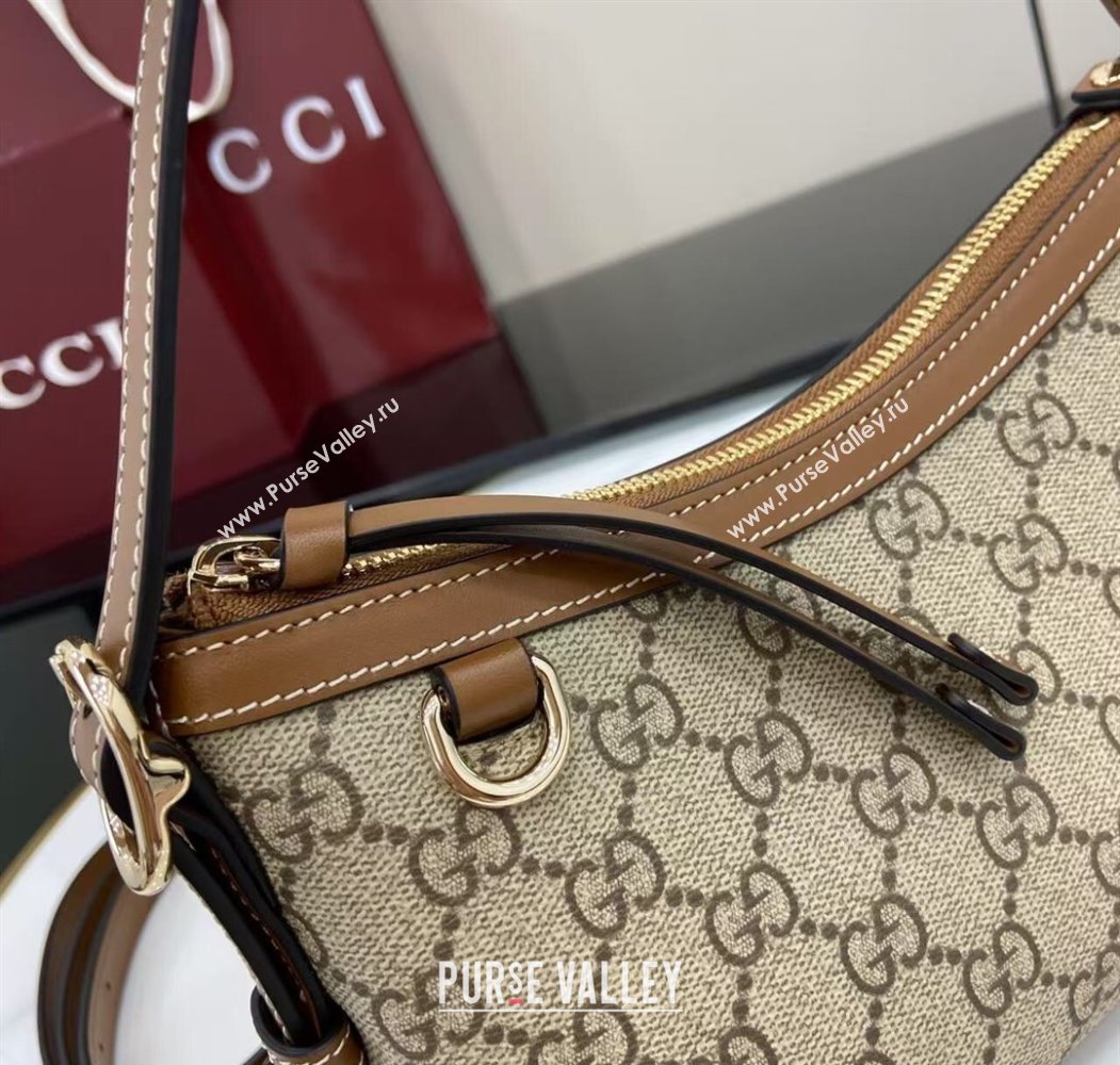 Gucci GG Emblem Canvas Small Shoulder Bag 2025 847450 (XLU-250807061)