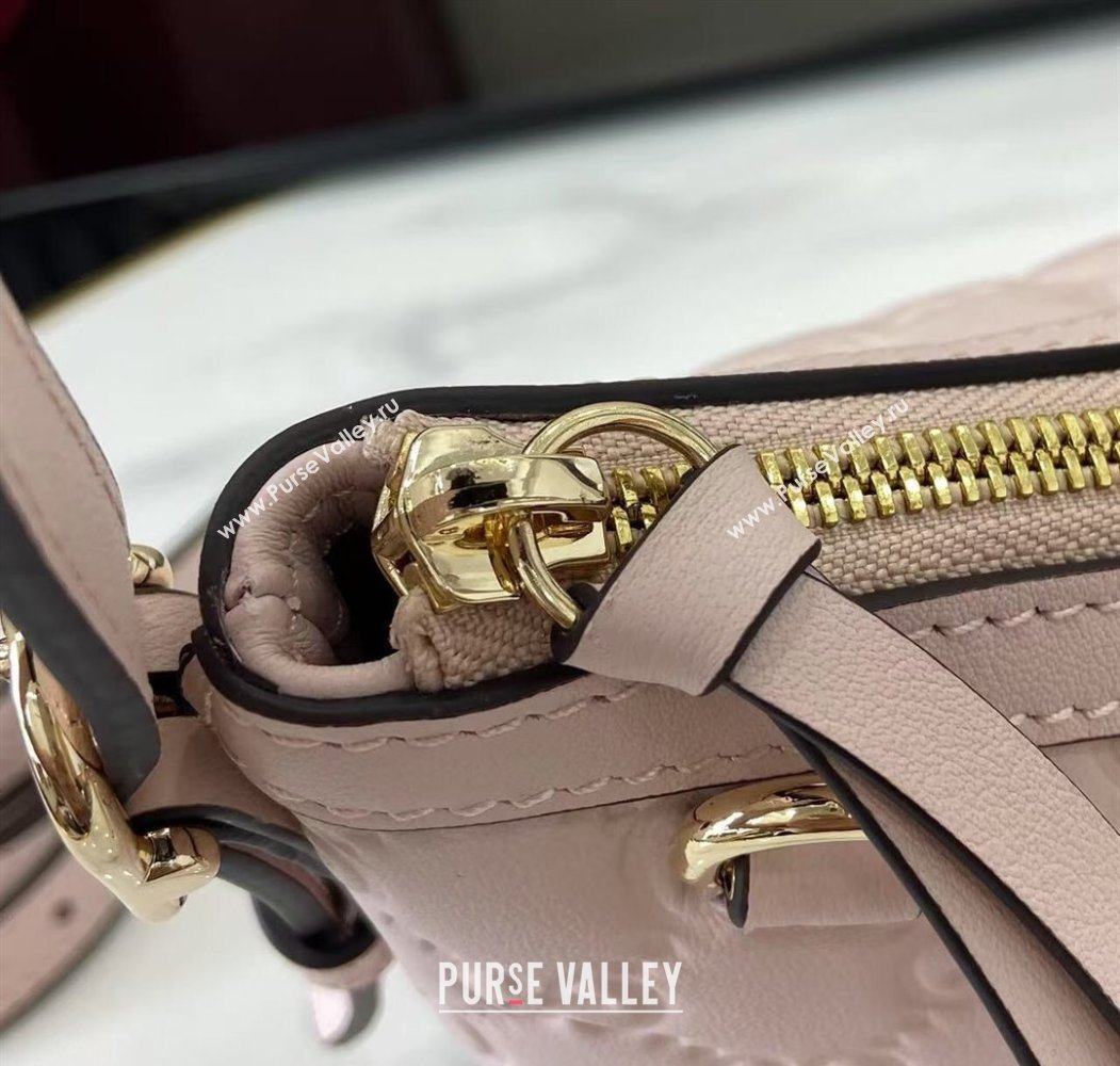 Gucci GG Emblem Leather Small Shoulder Bag Light Pink 2025 847450 (XLU-250807062)