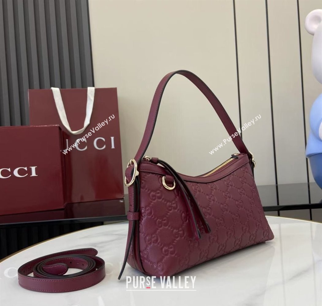 Gucci GG Emblem Leather Small Shoulder Bag Ancora Red 2025 847450 (XLU-250807063)