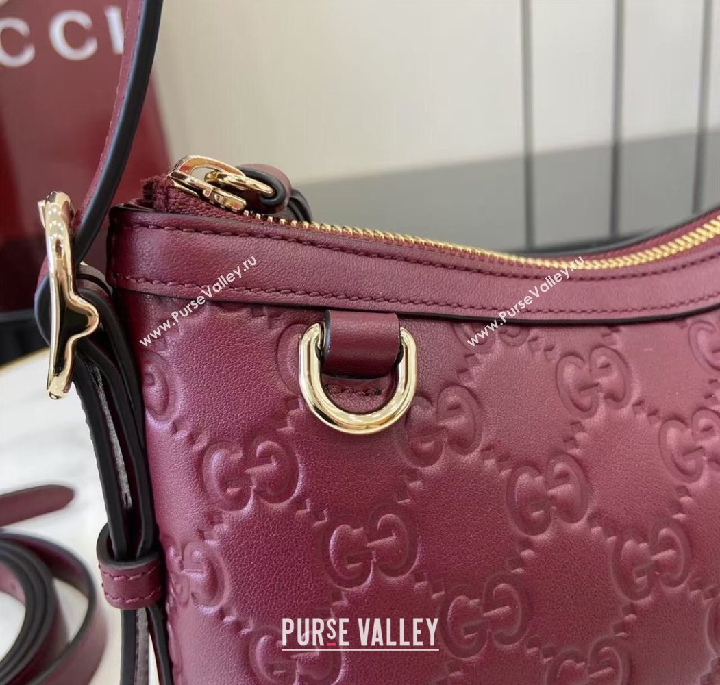 Gucci GG Emblem Leather Small Shoulder Bag Ancora Red 2025 847450 (XLU-250807063)