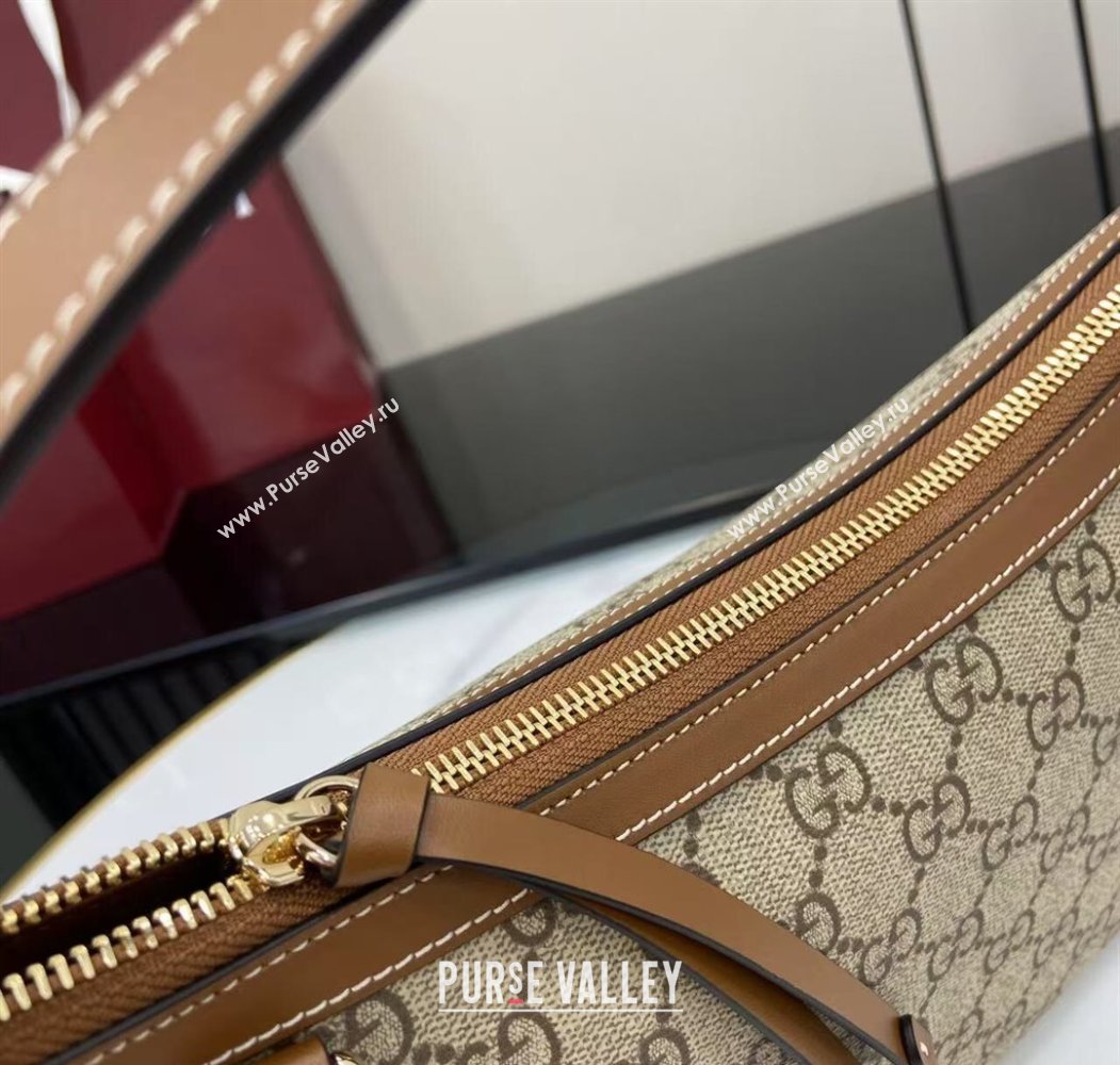 Gucci GG Emblem Canvas Medium Shoulder Bag 2025 847449 (XLU-250807057)