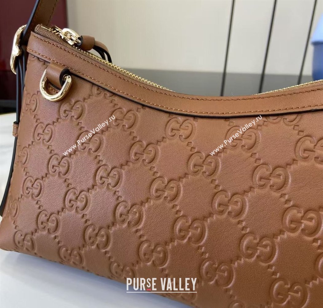 Gucci GG Emblem Leather Small Shoulder Bag Brown 2025 847450 (XLU-250807064)