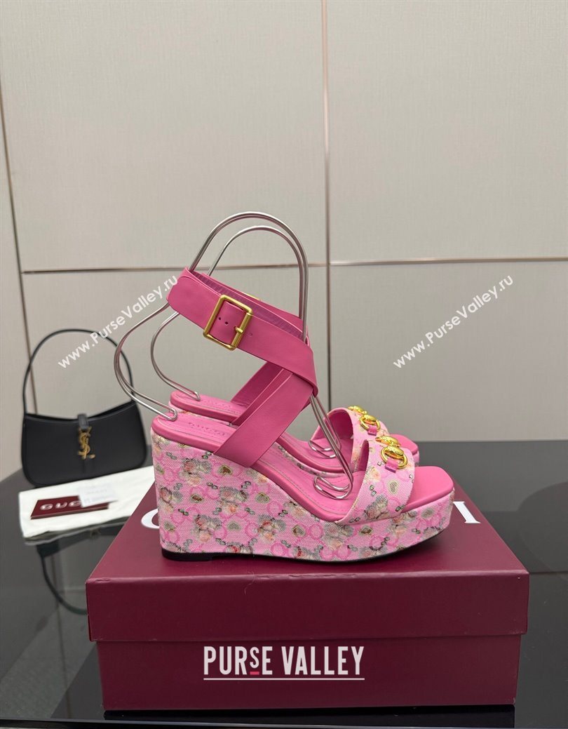 Gucci Flora GG Canvas and Leather Wedge Sandals 10cm with Horsebit and Ankle Strap Pink 2025 (MD-250828134)