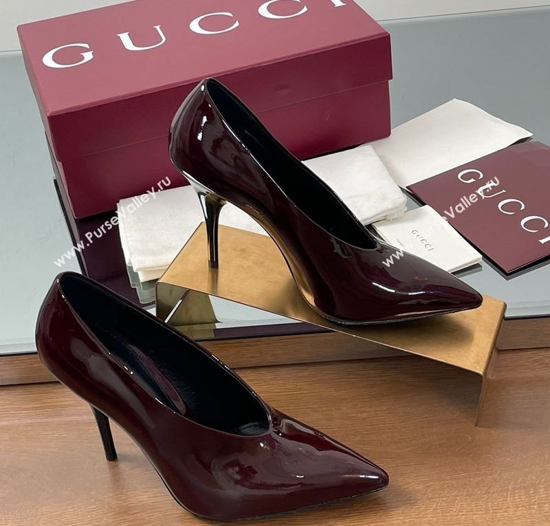 Gucci V Pumps 10.5cm in Patent Leather Dark Burgundy 2025 GG082801 (MD-250828173)