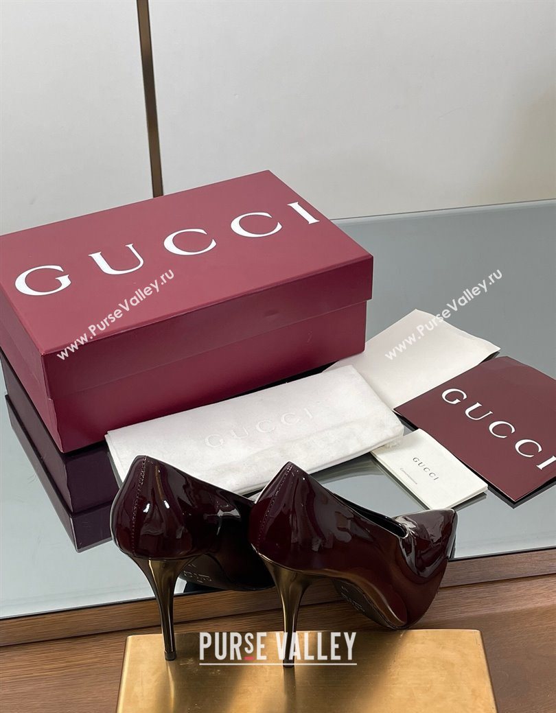 Gucci V Pumps 10.5cm in Patent Leather Dark Burgundy 2025 GG082801 (MD-250828173)
