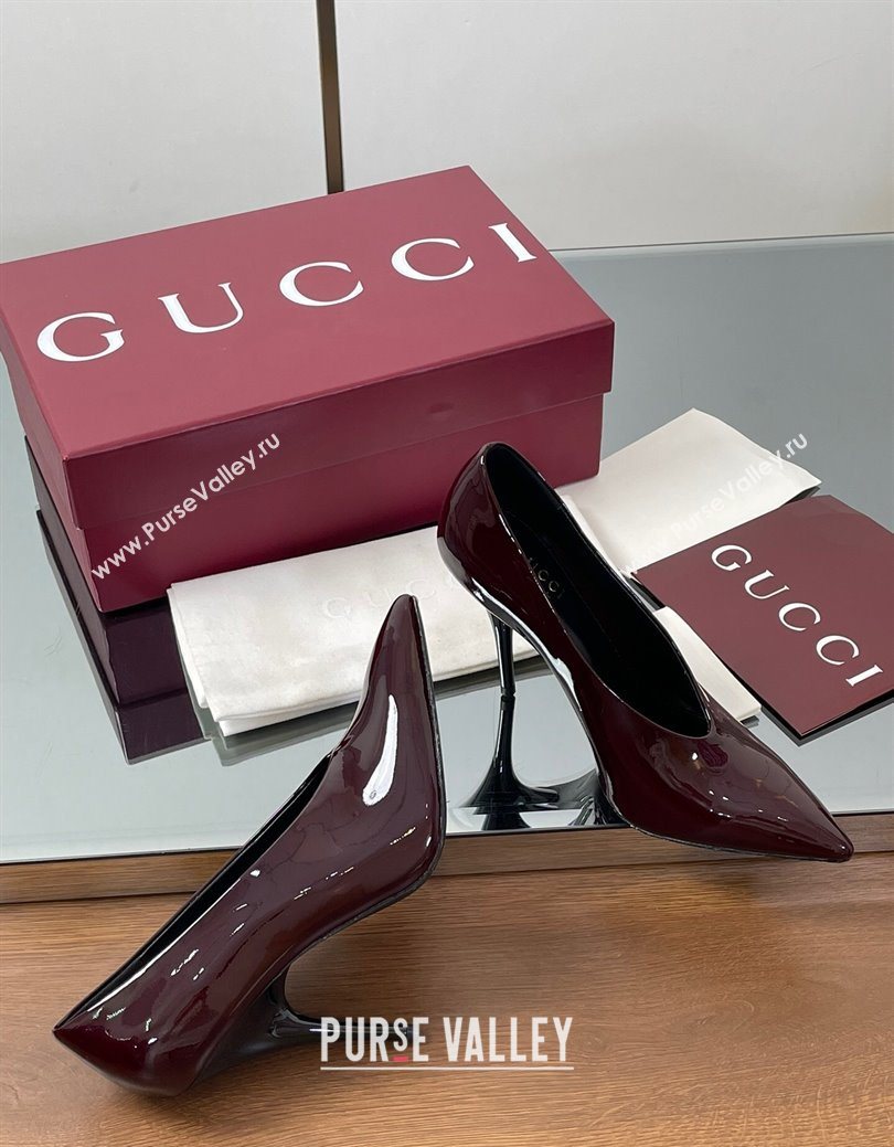 Gucci V Pumps 10.5cm in Patent Leather Dark Burgundy 2025 GG082801 (MD-250828173)