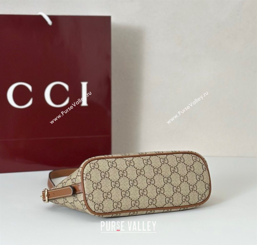 Gucci GG Canvas Emblem small shoulder bag Beige/Brown 2025 847281 (DLH-250930100)
