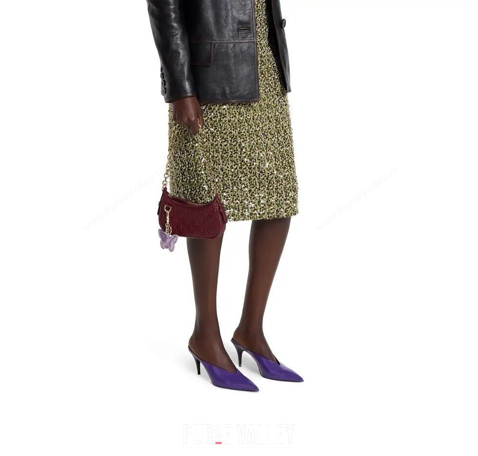 Gucci GG Leather Emblem mini shoulder bag Ancora Red 2025 847091 (DLH-250930102)