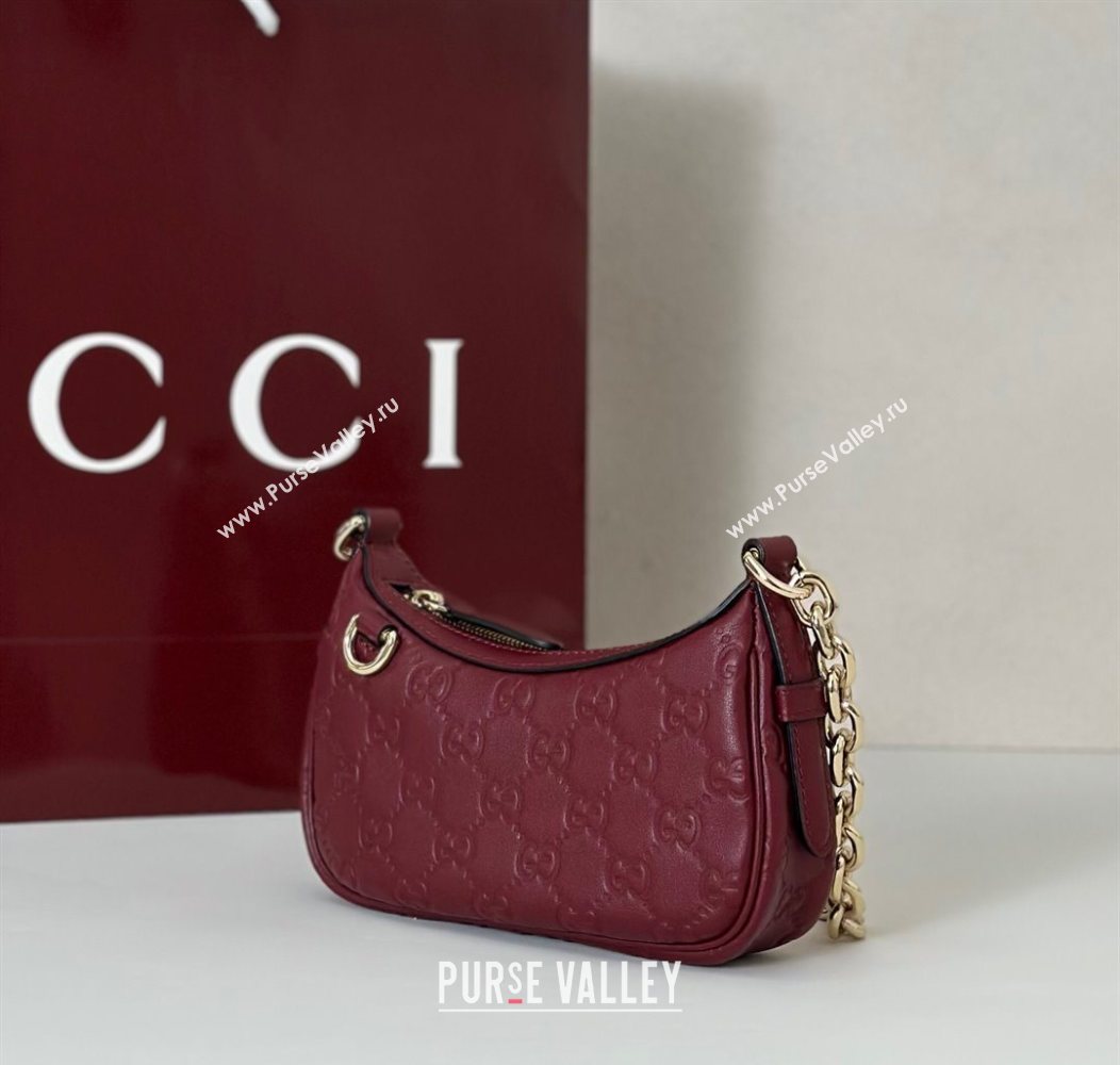 Gucci GG Leather Emblem mini shoulder bag Ancora Red 2025 847091 (DLH-250930102)