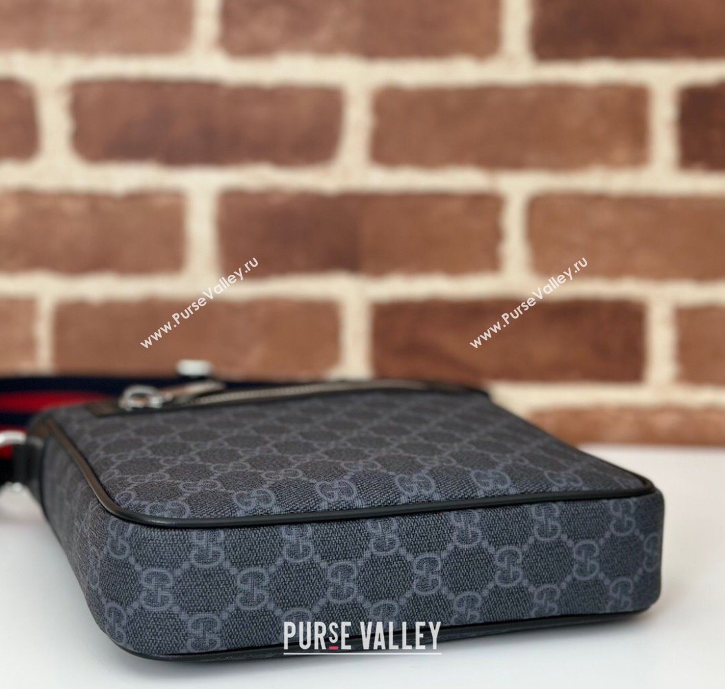 Gucci Mens GG Canvas small messenger bag bag Black 2025 792082 (DLH-250930119)