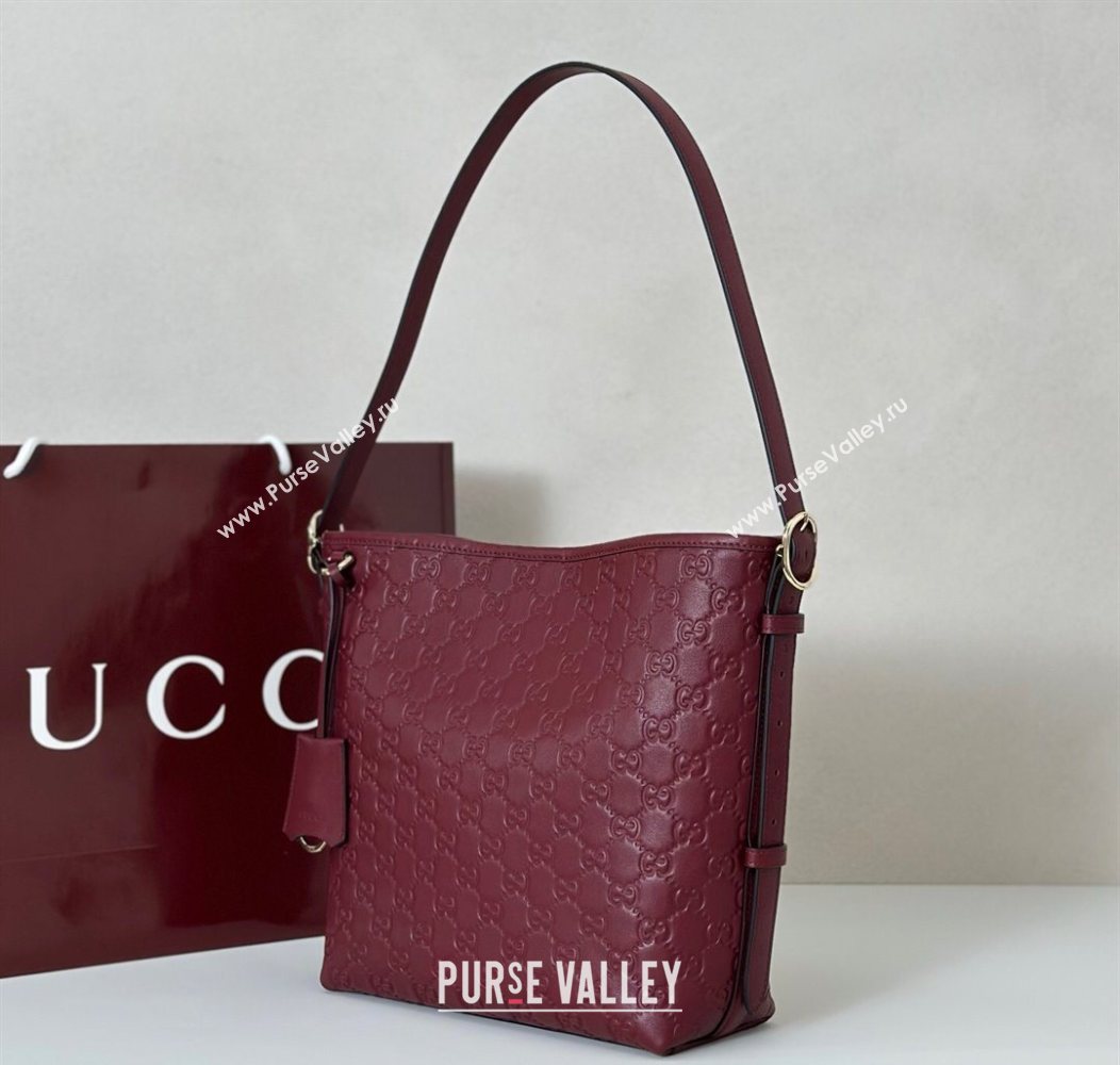 Gucci GG Leather Emblem small shoulder bag Red 2025 848881 (DLH-250930054)