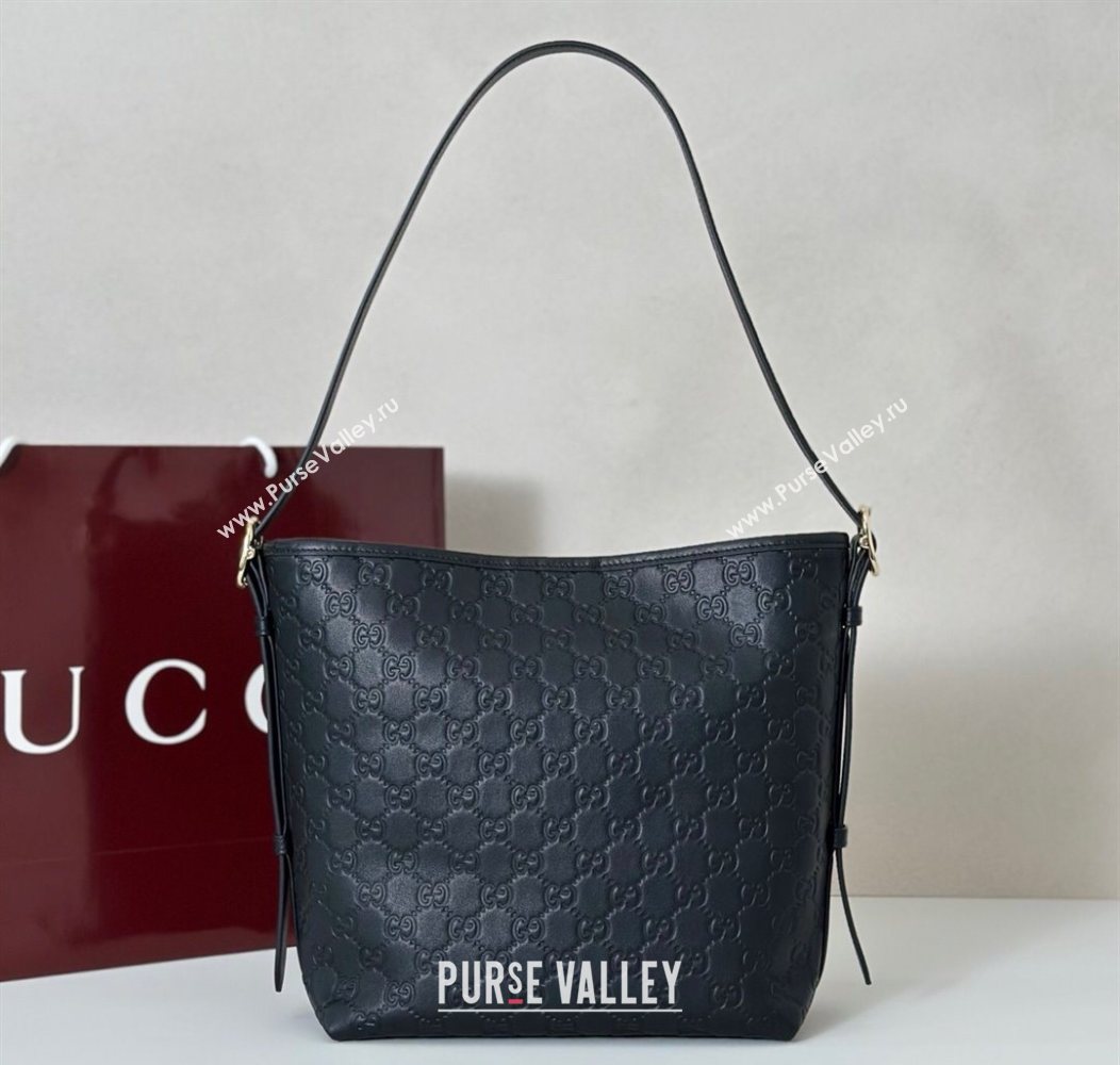 Gucci GG Leather Emblem small shoulder bag Black 2025 848881 (DLH-250930055)