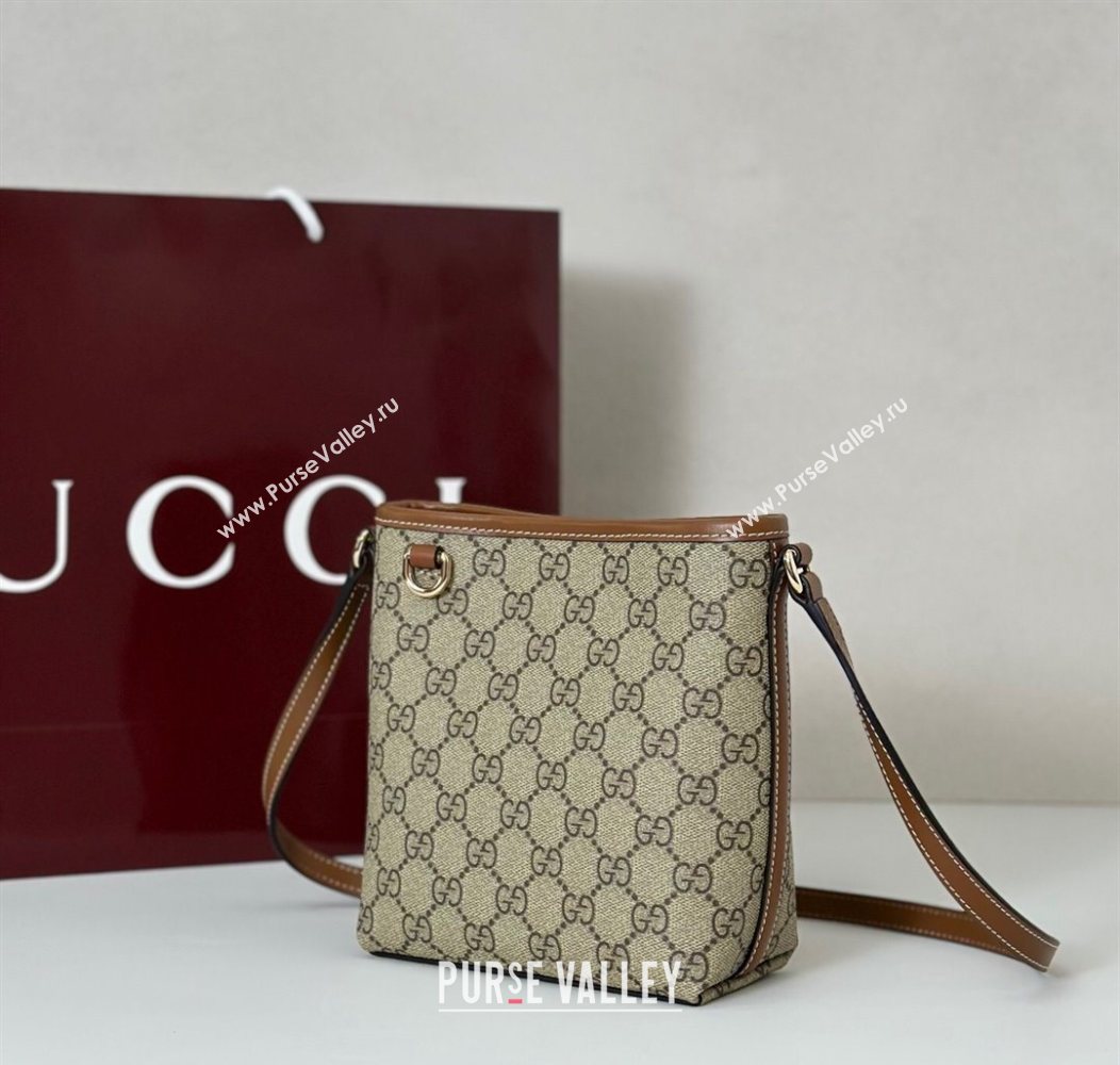 Gucci GG Canvas Emblem Nano Bucket Bag Beige/Brown 2025 847090 (DLH-250930059)