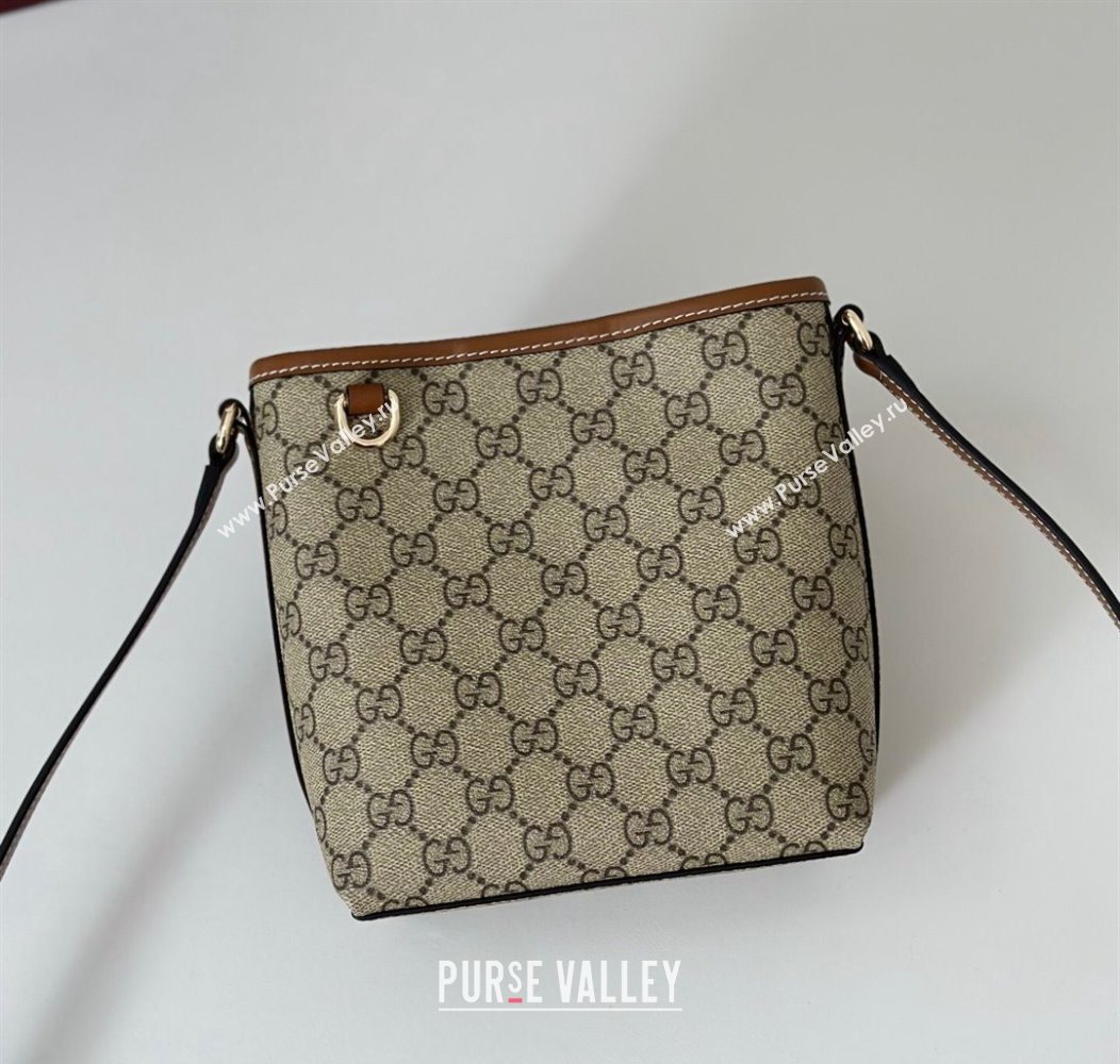 Gucci GG Canvas Emblem Nano Bucket Bag Beige/Brown 2025 847090 (DLH-250930059)