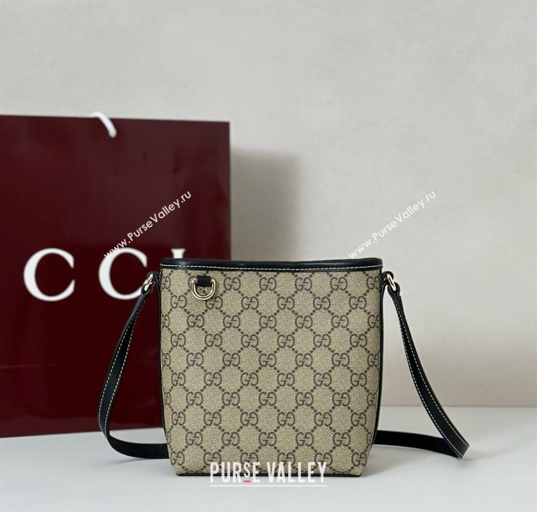 Gucci GG Canvas Emblem Nano Bucket Bag Beige/Black 2025 847090 (DLH-250930060)