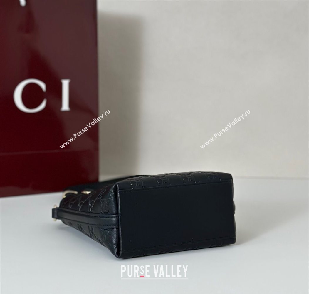 Gucci GG Leather Emblem Nano Bucket Bag Black 2025 847090 (DLH-250930061)