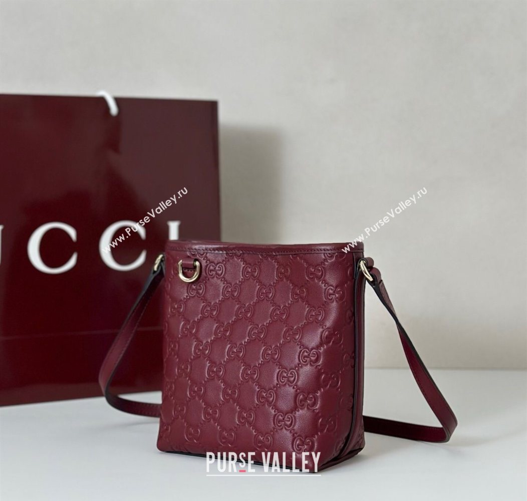 Gucci GG Leather Emblem Nano Bucket Bag Red 2025 847090 (DLH-250930062)