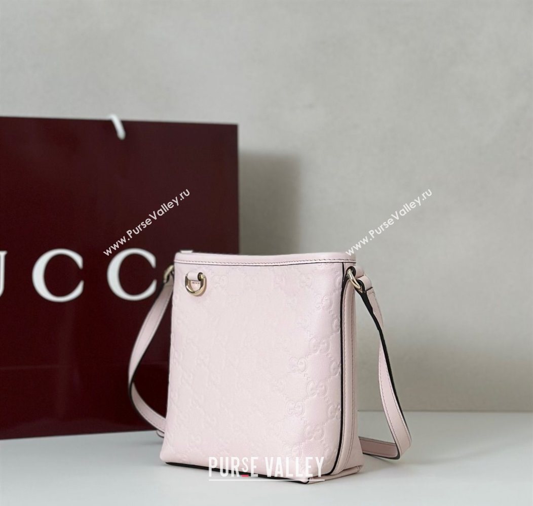 Gucci GG Leather Emblem Nano Bucket Bag Pink 2025 847090 (DLH-250930063)