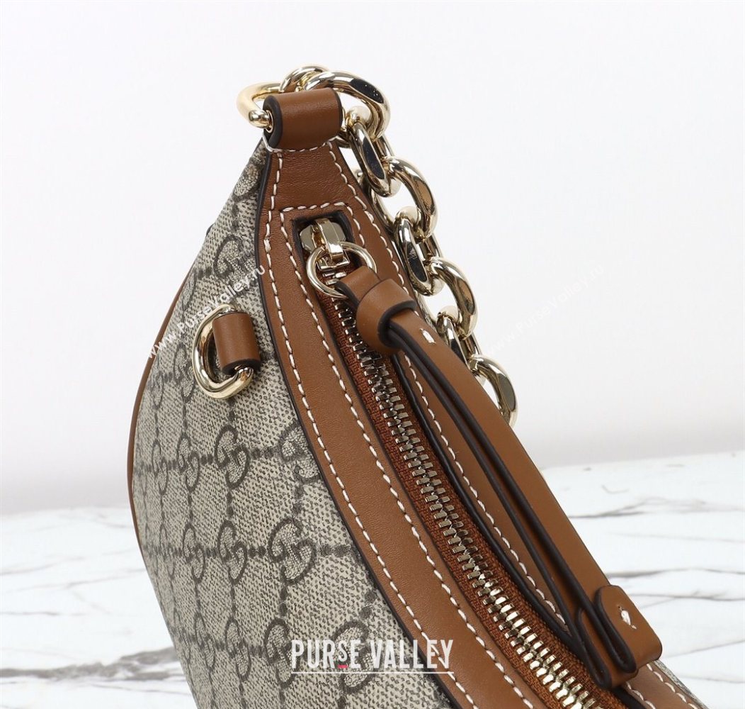 Gucci GG Canvas Emblem Small Shoulder bag 847447 Beige/Brown 2025 (DLH-250930064)