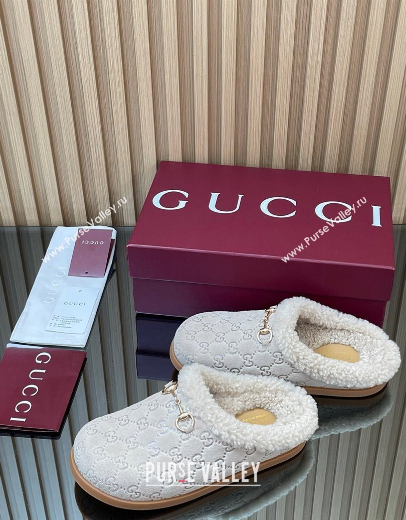 Gucci GG Suede and Wool Flat Mules with Horsebit Pale Grey 2025 836057 (MD-251020007)