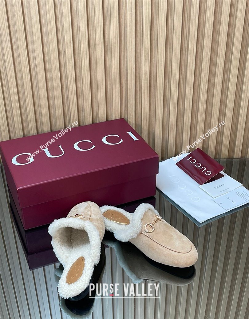 Gucci Princetown Suede and Wool Flat Slipper with Horsebit Nude 2025 836055 (MD-251020028)