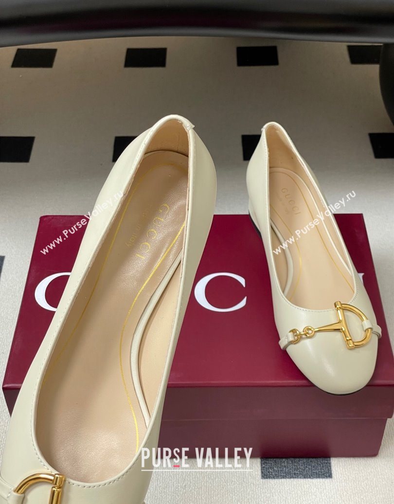 Gucci Ballet Flats with Half Horsebit in Calf Leather White 2025 849652 (MD-251021041)