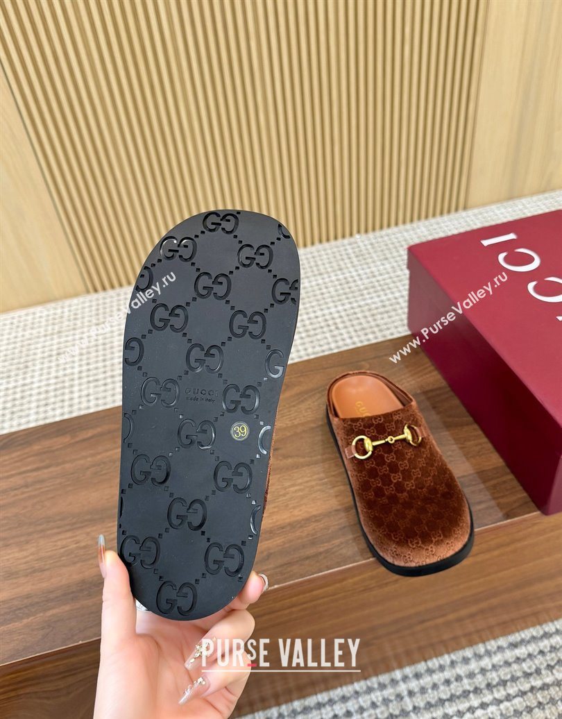 Gucci GG Velvet Flat Mules with Horsebit Golden Brown 2025 836057 (MD-251020024)