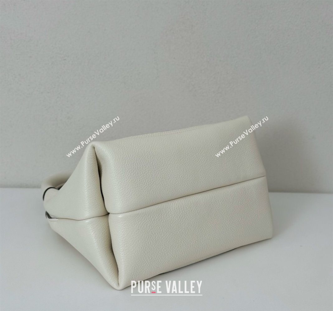 Gucci Softbit Leather Medium Shoulder Bag with Oversized Half Horsebit White 2025 837467 (DLH-251124117)