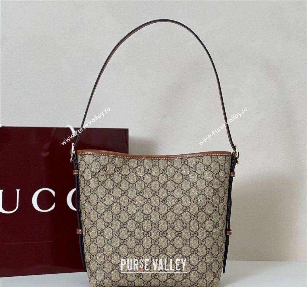 Gucci GG Canvas Emblem small shoulder bag Beige/Brown 2025 848881 (DLH-251124134)