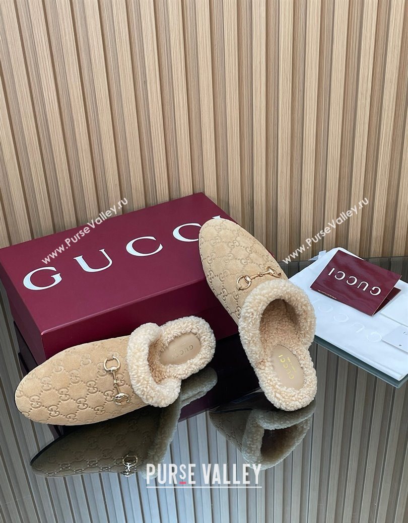 Gucci Princetown Suede and Wool Flat Loafers with Horsebit Beige 20252 GG121802 (MD-251218082)