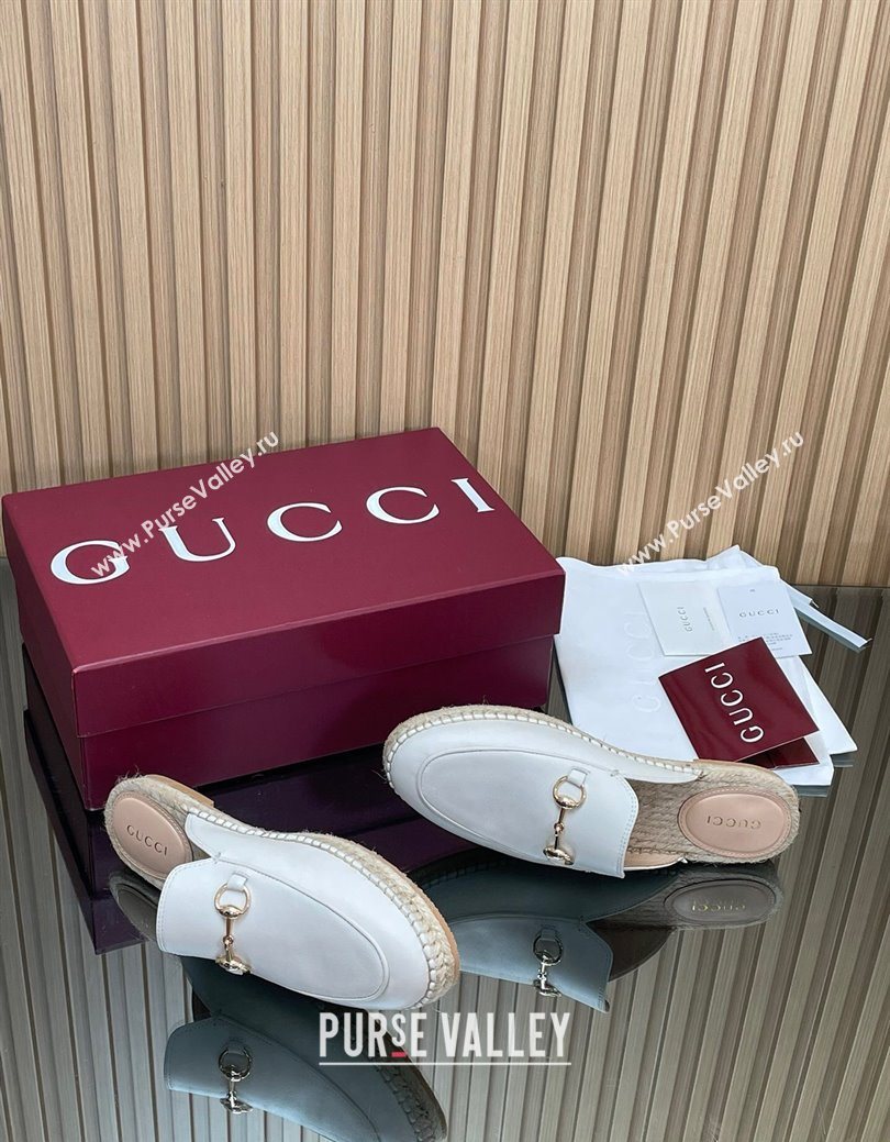 Gucci Suede Flat Espadrille Mules with Horsebit White 2025 GG121805 (MD-251218125)