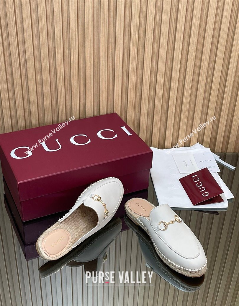 Gucci Suede Flat Espadrille Mules with Horsebit White 2025 GG121805 (MD-251218125)