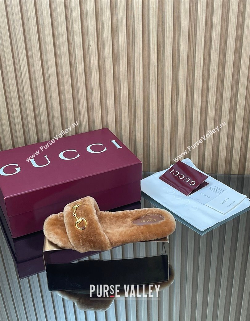 Gucci Merino Wool Flat Slides Sandal with Horsebit Brown 2025 852385 (SS-251217093)