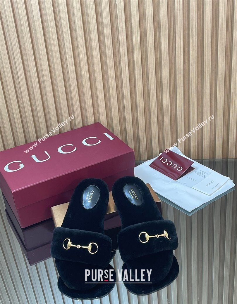 Gucci Merino Wool Flat Slides Sandal with Horsebit Black 2025 852385 (SS-251217095)