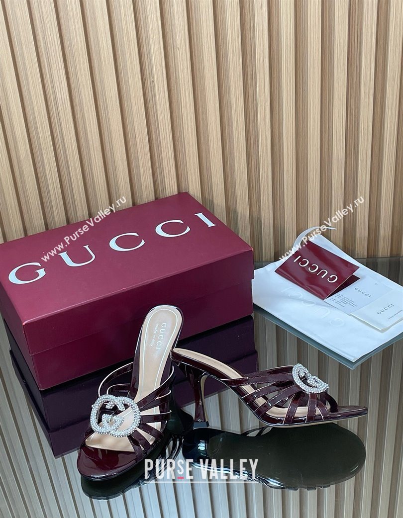 Gucci Patent Leather Heel Slides Sandal 8.5cm with Strass Interlocking G Dark Burgundy 2025 852663 (MD-251217102)