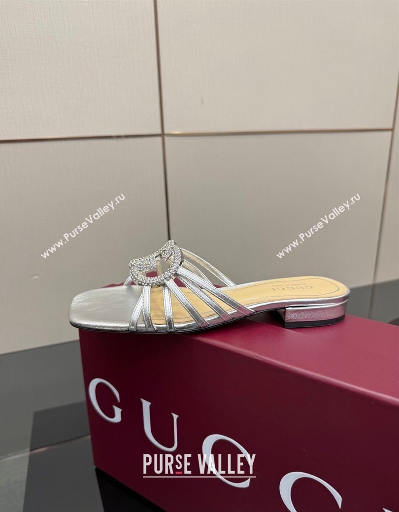 Gucci Metallic Leather Flat Slides Sandal with Strass Interlocking G Silver 2025 8523570 (MD-251219042)